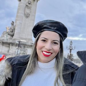 Black faux leather French bennet